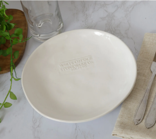White Cottage Ceramic Dinner Plate/ set of 4