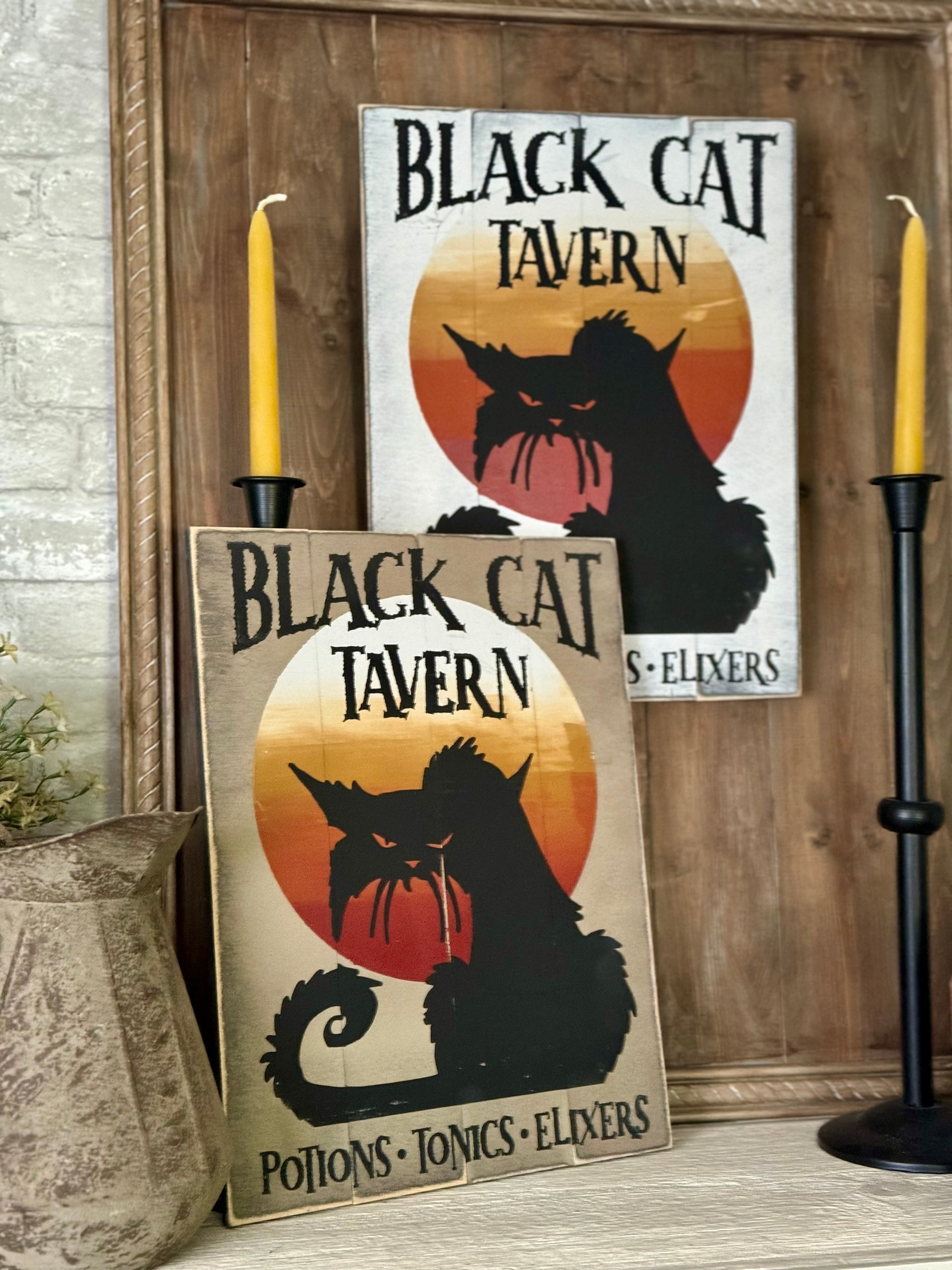 Panneau de la taverne du chat noir 