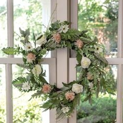 Mixed Antiqued Daisy & Rose Wreath