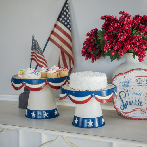Patriotic Dessert Stands set/ 2