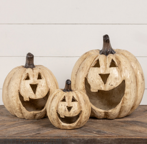 White, Big Mouth Pumpkin