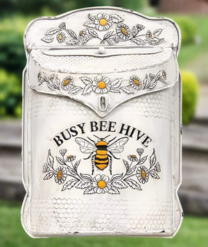 *Buzón de correos de metal desgastado Busy Bee Hive