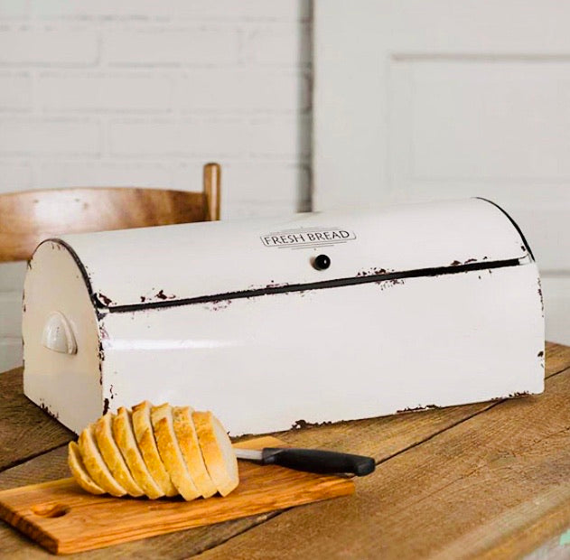 Vintage Inspired Bread Box